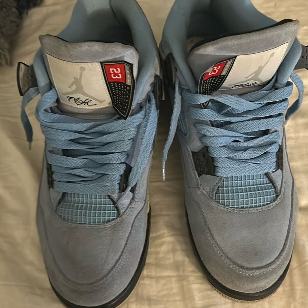 Jordan 4 unc